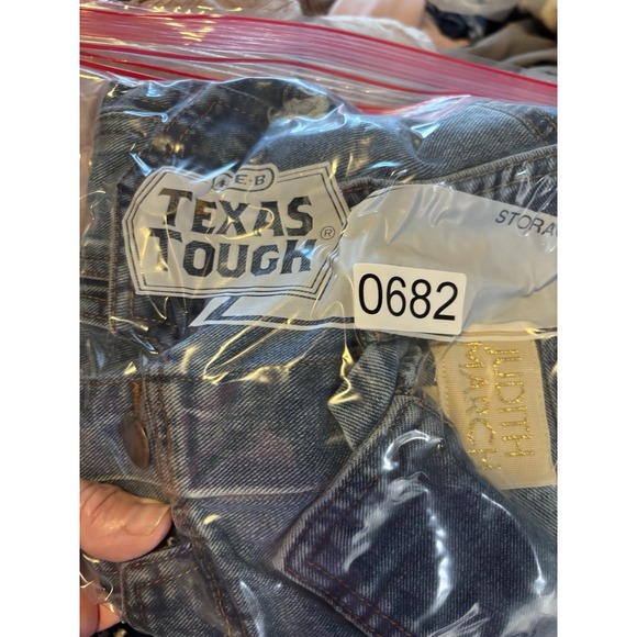 Judith March Distressed Jean Jacket Rhinestone Gypsy W/ Embroidered Stars Boho M - Picture 14 of 16